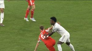 Vinícius se las tuvo con Kimmich