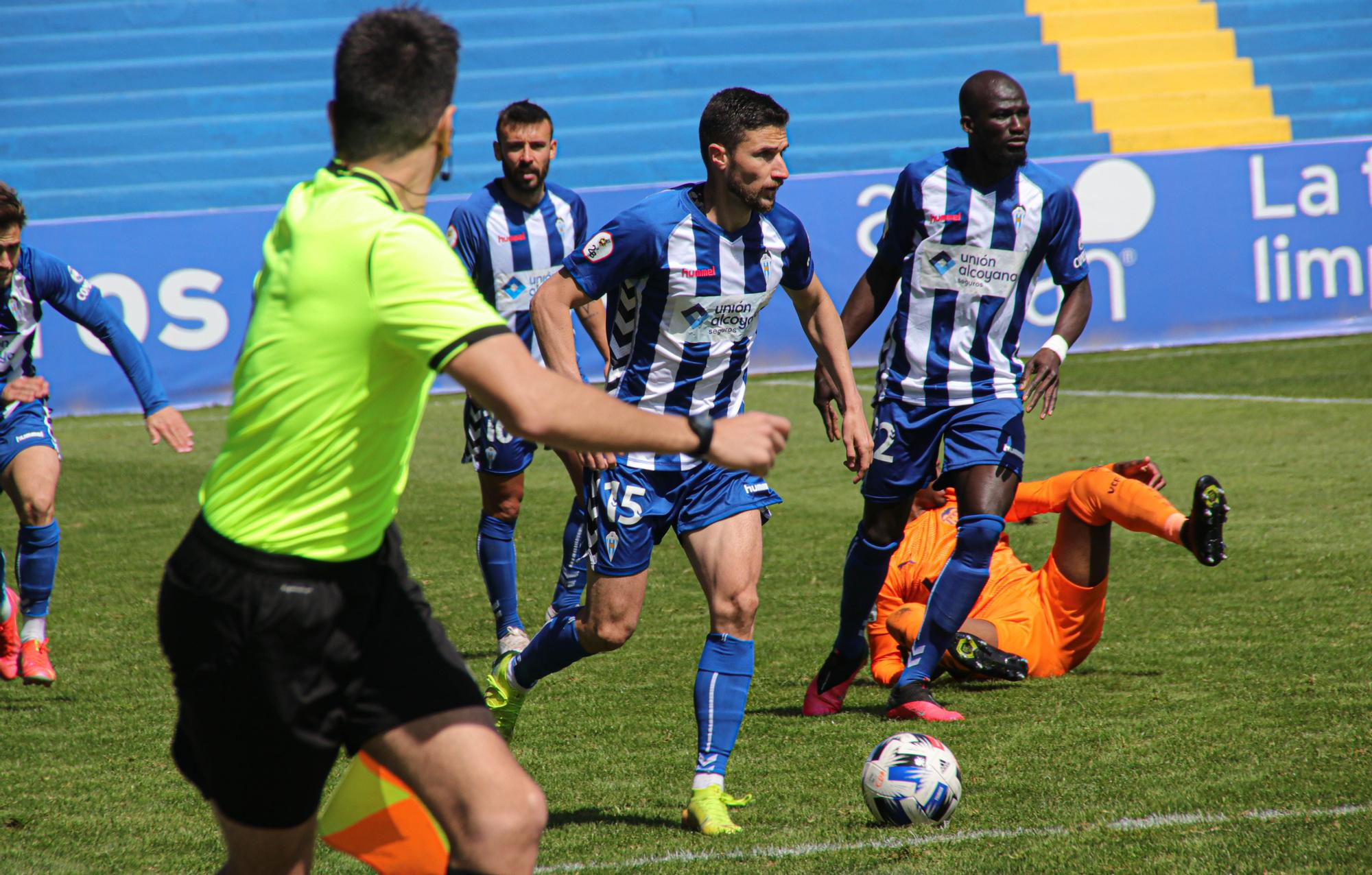 Las imágenes del Alcoyano - Mestalla