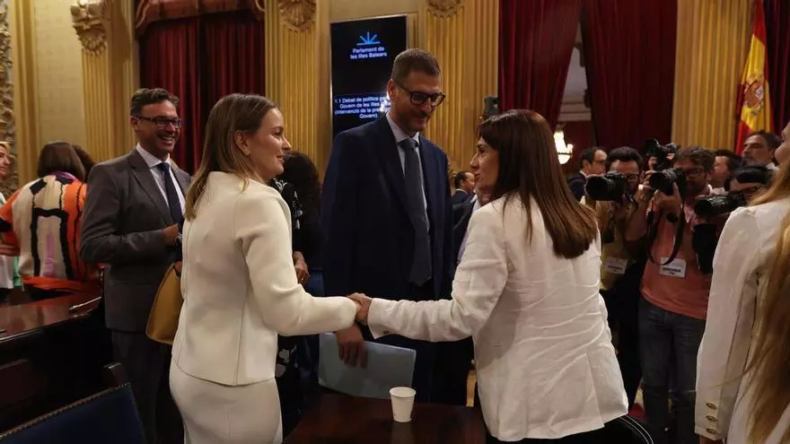 VÍDEO | PP y Vox pactan eliminar el requisito de catalán en docentes de difícil cobertura y en otras plazas en función pública