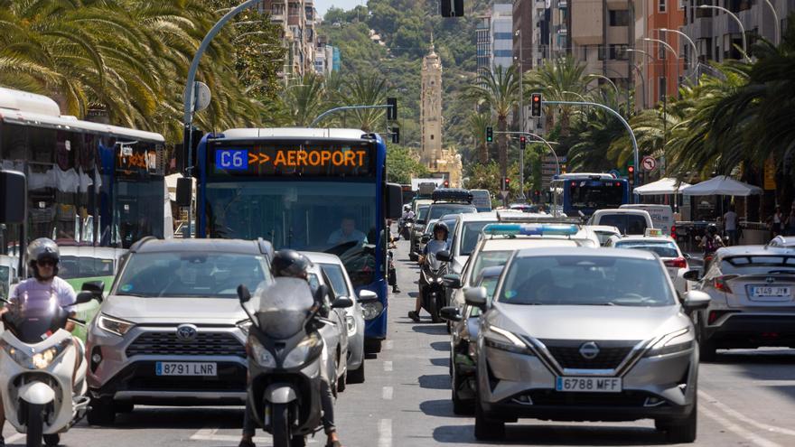 El modelo de Barcala para la Zona de Bajas Emisiones de Alicante choca con la ley, que obliga a incluir prohibiciones