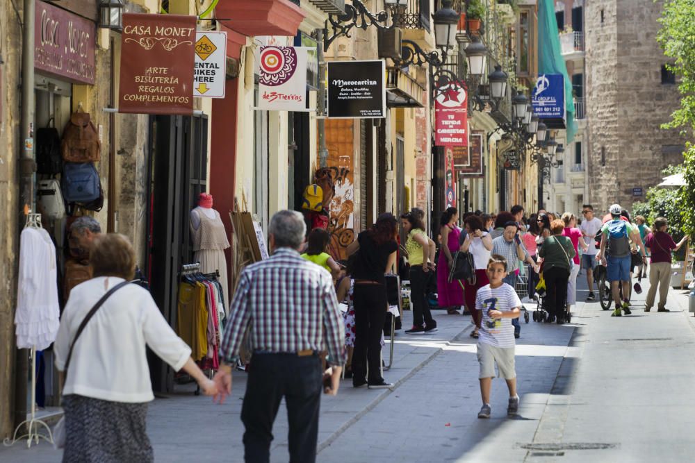 Actividades en la calle Serranos