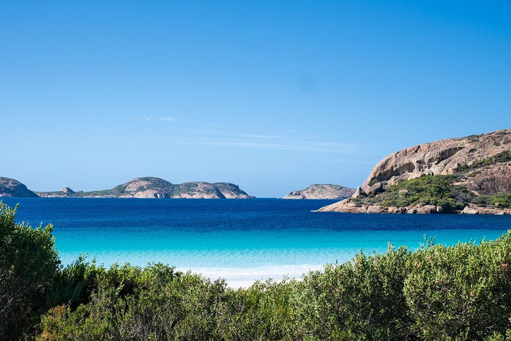 Vista panorámica de Lucky bay
