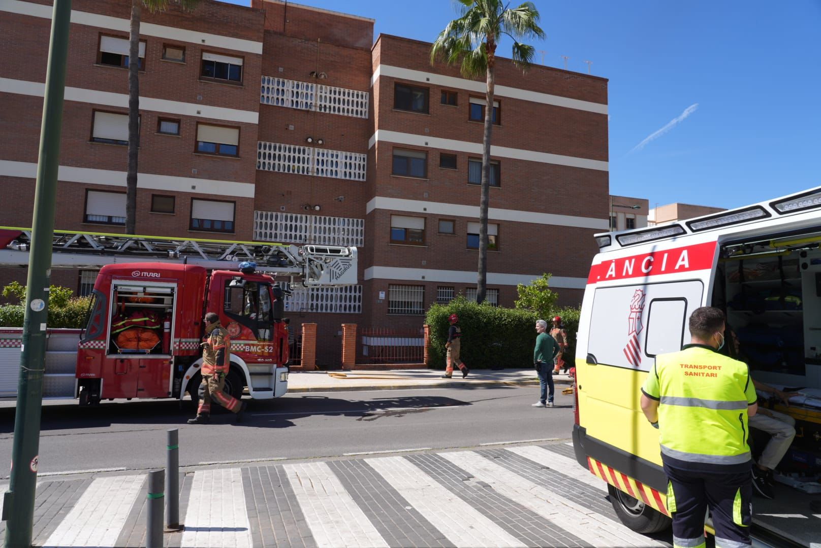 Incendio en la calle Rafalafena de Castelló