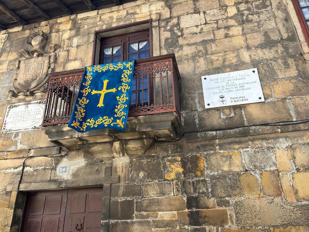 EN IMÁGENES: Homenaje en Villaviciosa a José Caveda y Nava