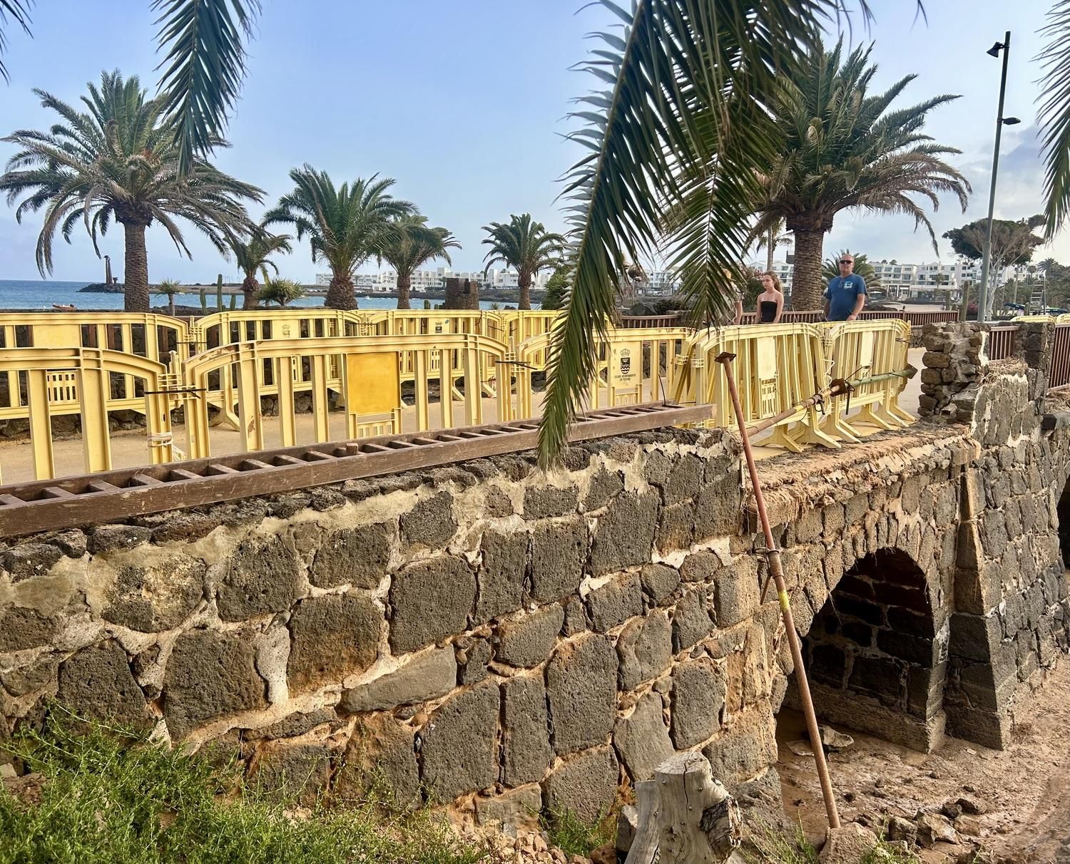 Estado de la desembocadura Barranco del Hurón en Costa Teguise