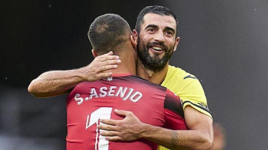 Albiol se recupera a tiempo para viajar con el Villarreal a Pucela