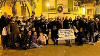 El poeta Estellés sale a los balcones de Burjassot