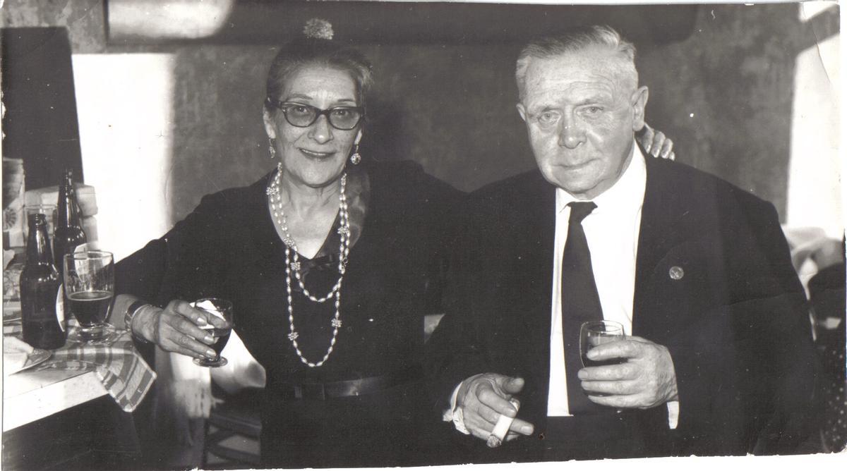 Anita y Frank, al que conoció y del que se enamoró en València durante la Guerra Civil