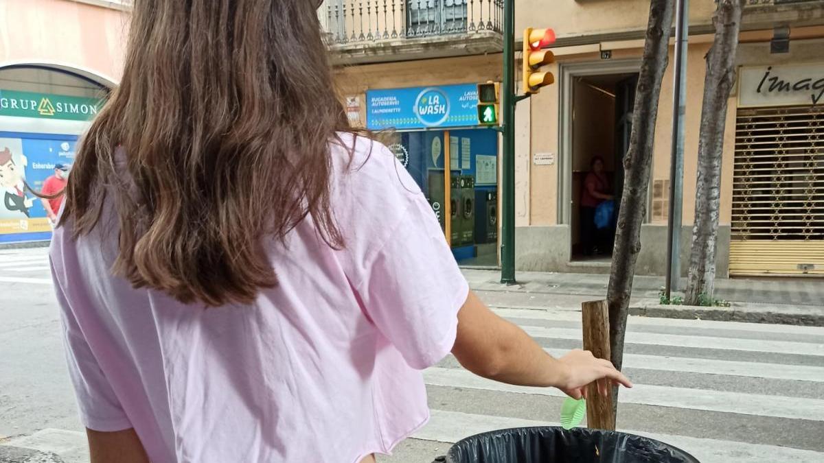Petits gestos com llançar bé un residu contribueixen a fer lluir la ciutat.