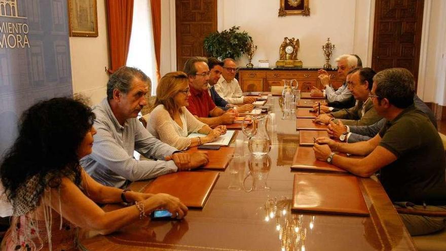 Reunión de ayer entre Diputación, Ayuntamiento e impulsores de Zamora 10.