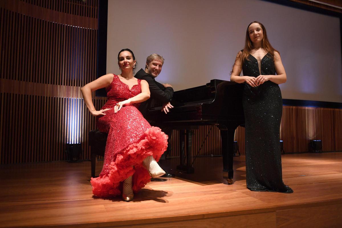 Amanecer Sierra, Francisco Pardo y Sara Sampedro
