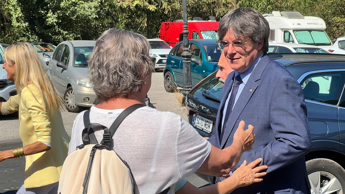 L'expresident Carles Puigdemont arriba a l'acte de la UCE a Sant Miquel de Cuixà
