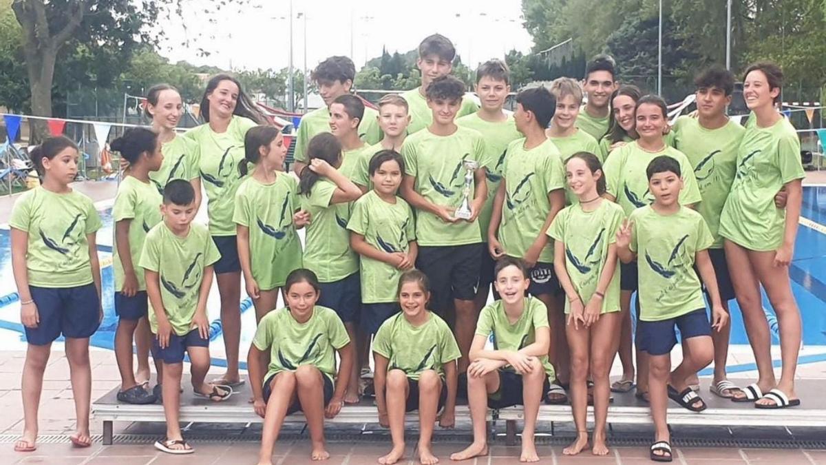 L’equip del Club ACEJ Natació la Jonquera