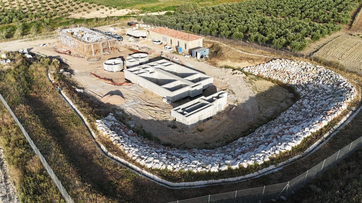 Trabajos que se llevan a cabo en la EDAR de San Sebastián de los Ballesteros.