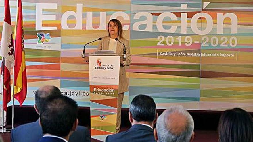 La consejera de Educación, Rocío Lucas, durante la presentación del curso 2019-2020.