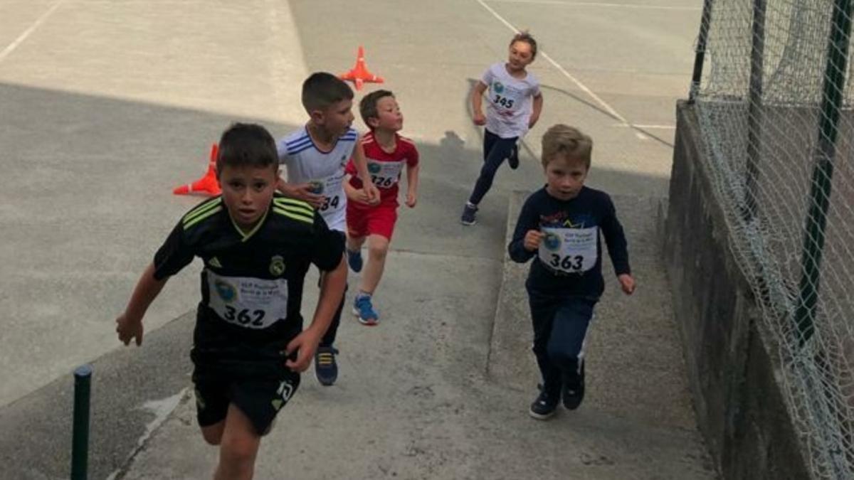 Una anterior edición de la carrera solidaria del colegio Barrie