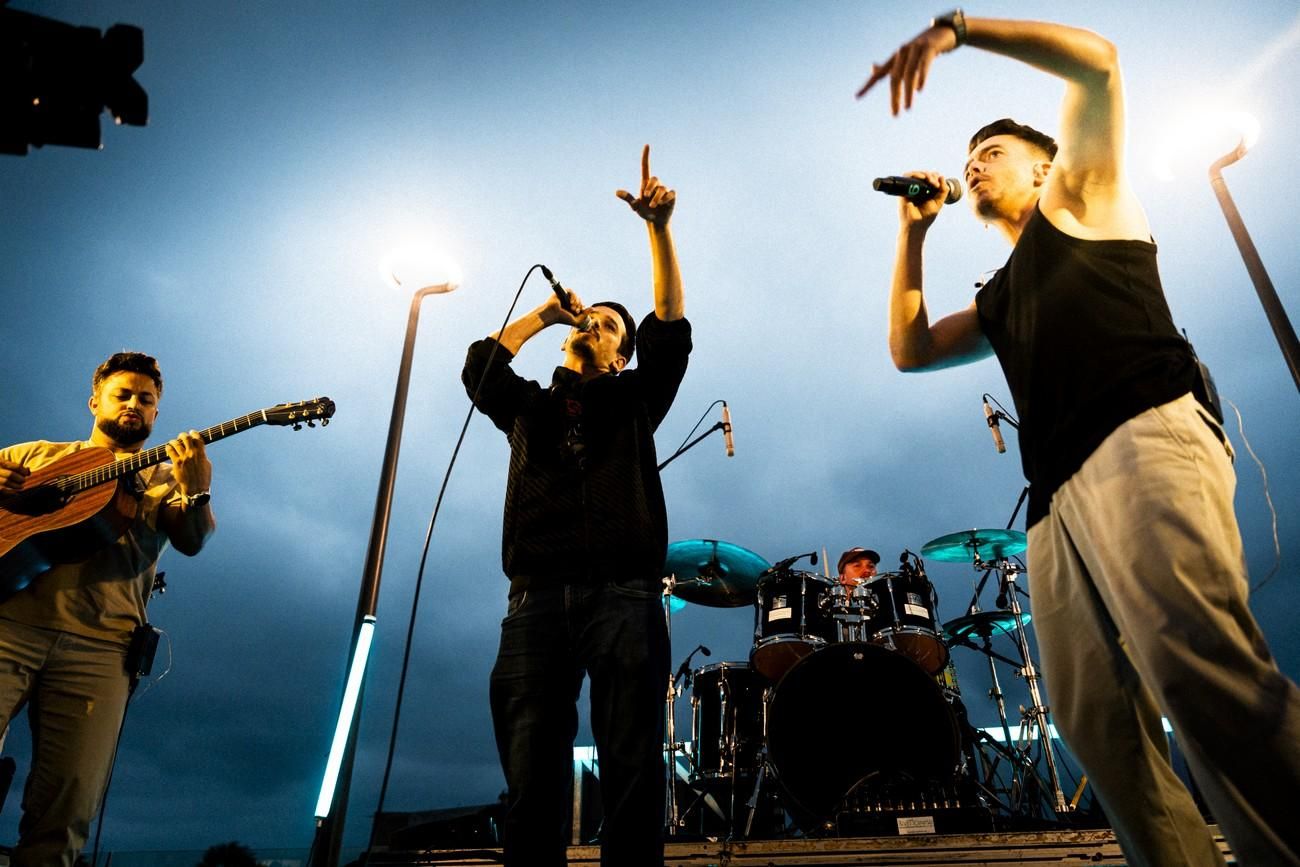 Las Arenas Music