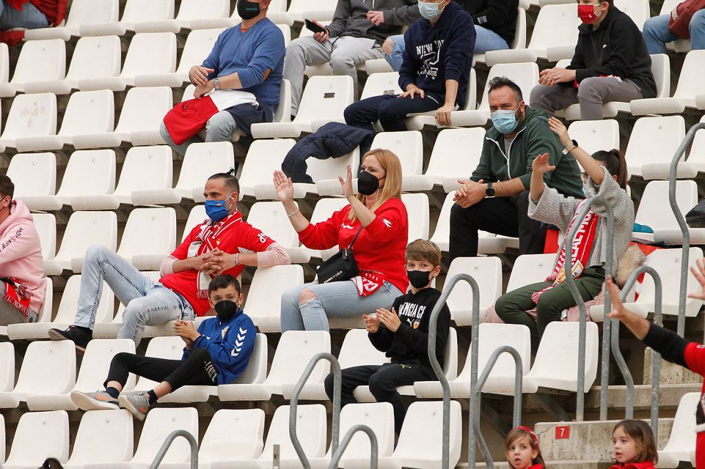 El Real Murcia no levanta cabeza (0-0)