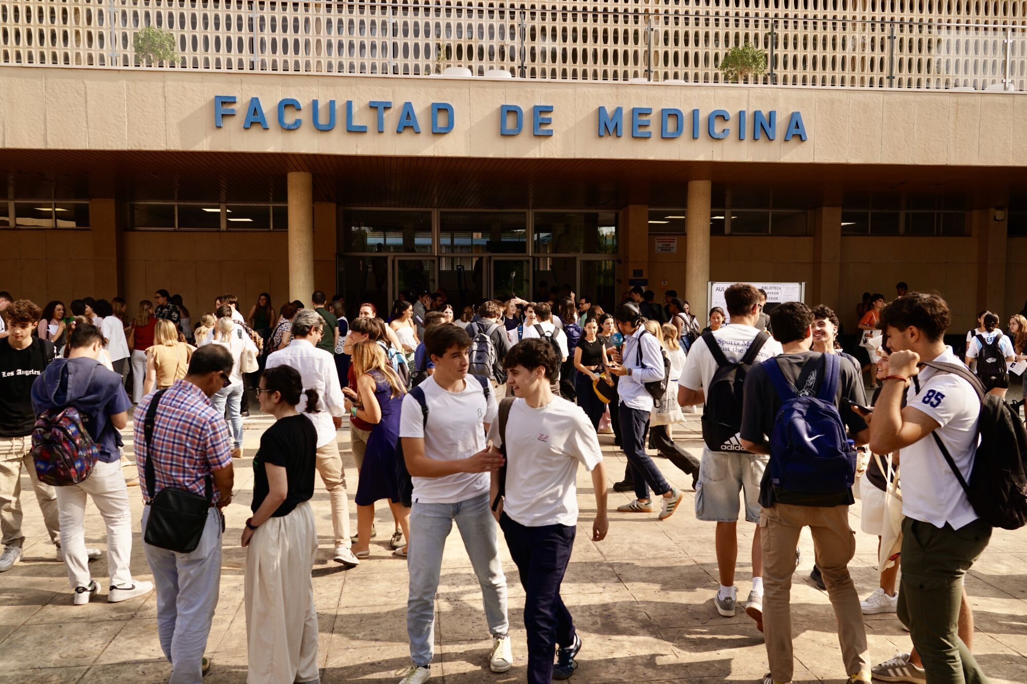 Estudiantes malagueños se enfrentan a la Prueba de Acceso a la Universidad (Selectividad 2025)