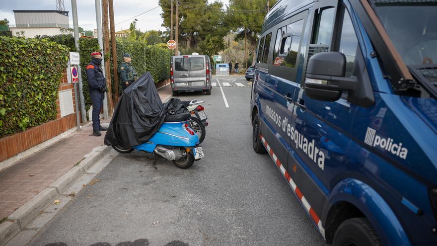 Desarticulan en Barcelona una banda que efectuó más de mil estafas bancarias por internet