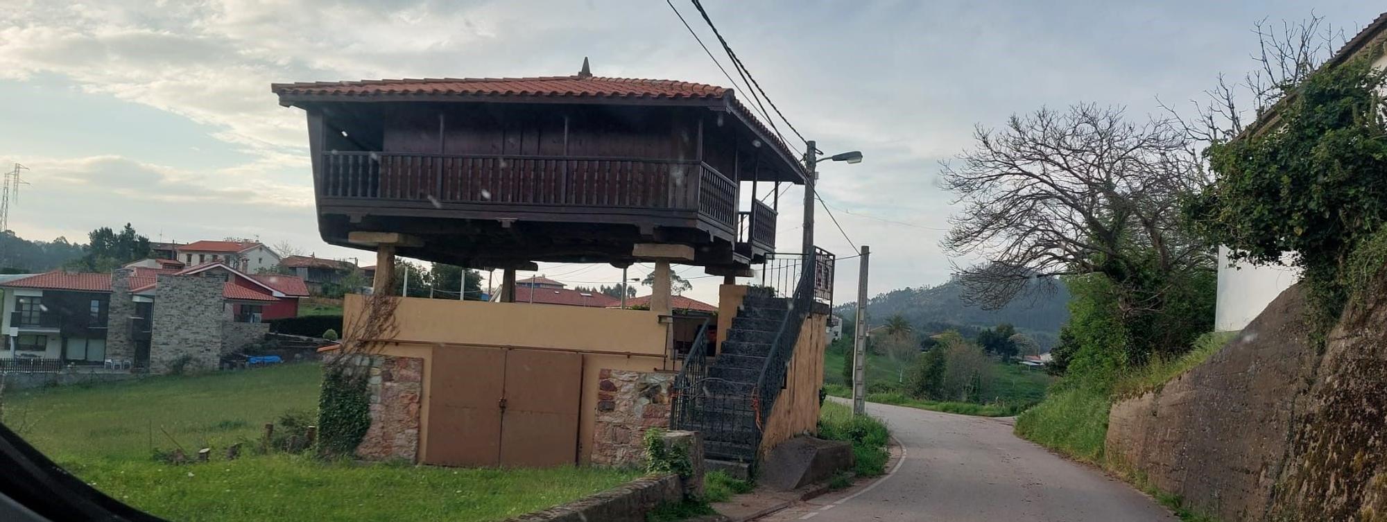 Arlós, un mar de verde en la zona rural de Llanera: así es la parroquia de espectacular paisaje y guardesa de un templo románico