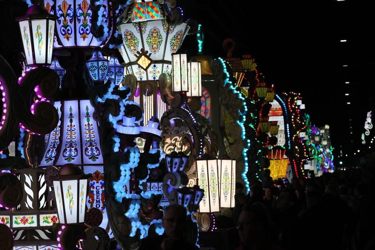 Galería: La Encesa de les Gaiates ilumina Castelló