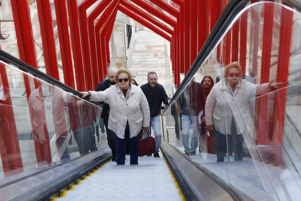 Inaugurada la escalera de la II República