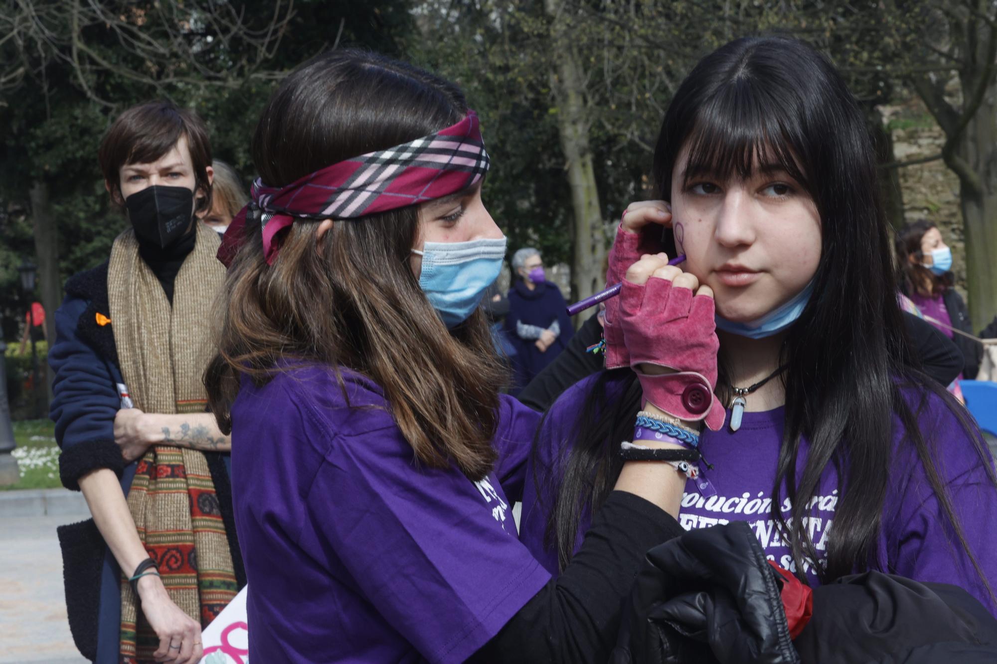 EN IMÁGENES: Así se vivió el Día de la Mujer (8M) en Oviedo