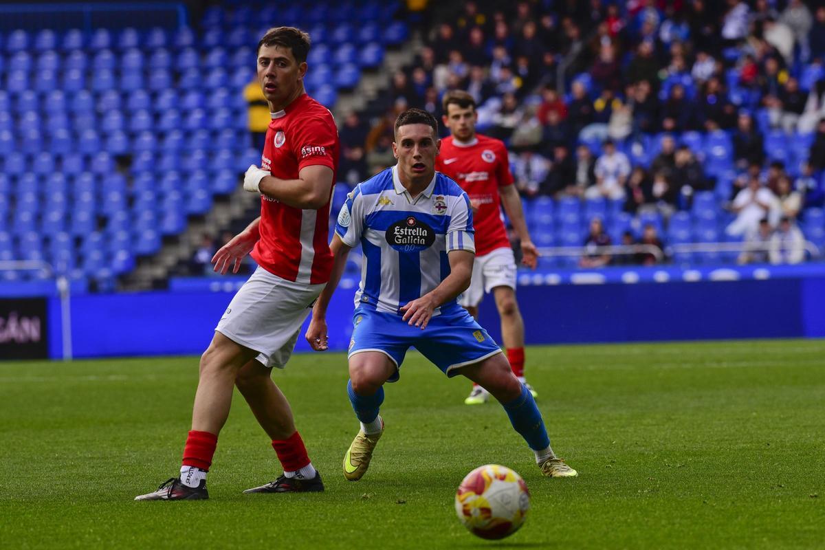 Fabril 3 - 0 UD Ourense: las puertas de bronce se abren para el filial blanquiazul