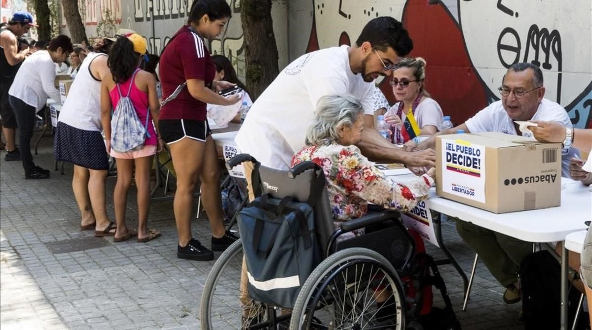 zentauroepp39324787 gra144  barcelona  16 07 2017   la comunidad venezolana de b170716164251