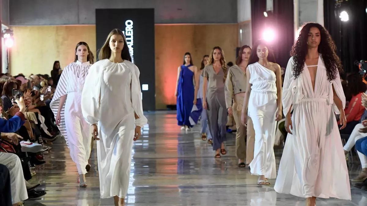 El 'Meet Fashion Talent' premia la moda emergente e inspira los jóvenes talentos con el nivel de Pablo Erroz