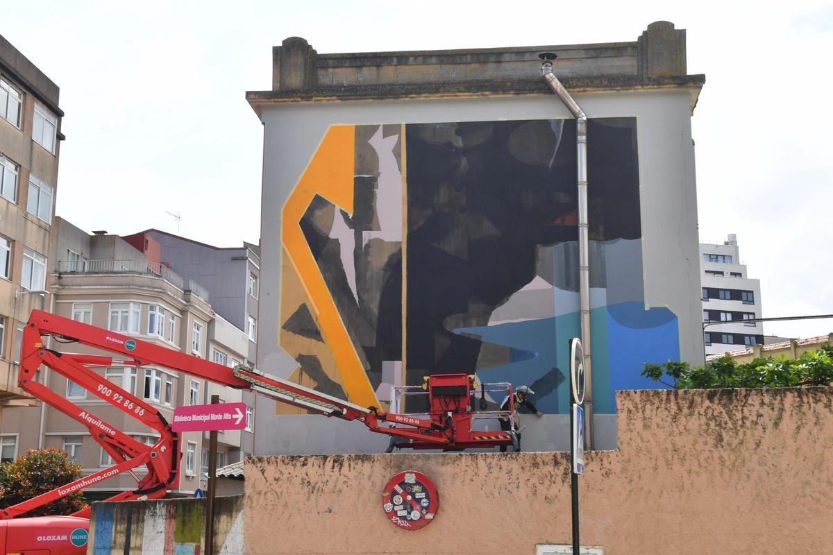 Los nuevos murales de Istmo en A Coruña Los nuevos murales de Istmo en A Coruña