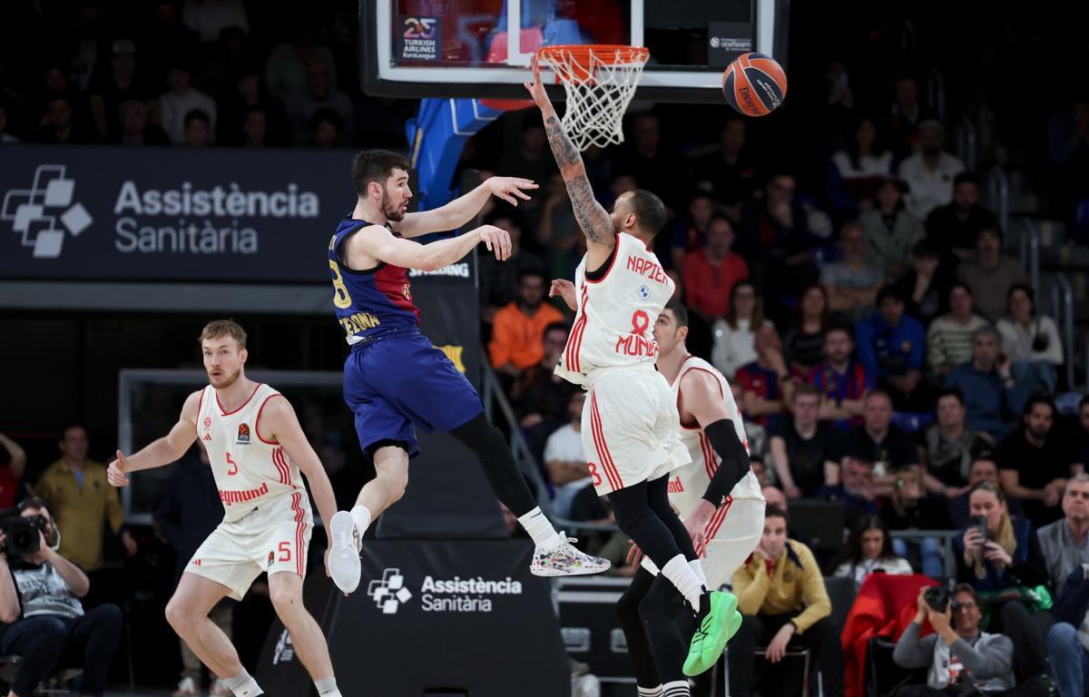 Brizuela, en una acción del encuentro ante el FC Bayern