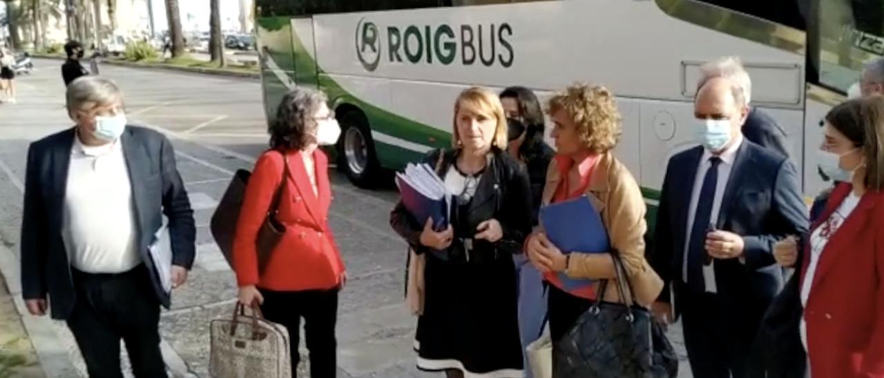La comisión del Parlamento Europeo interroga a Francina Armengol en Palma por las menores tuteladas
