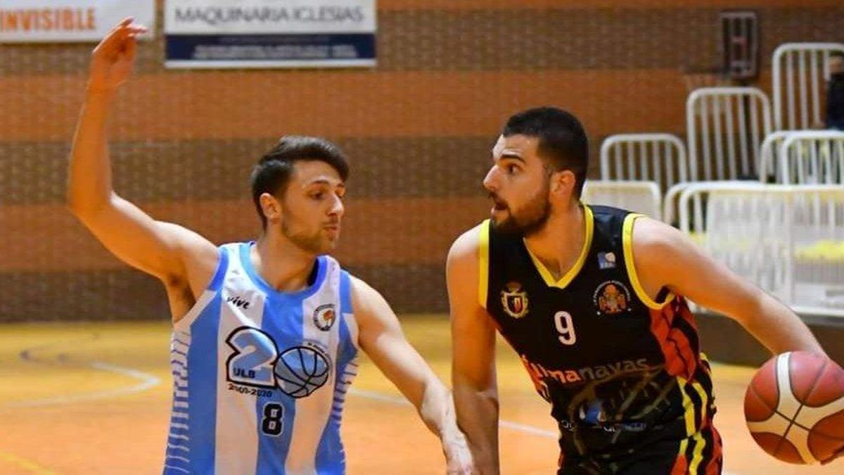 Joselito Gutiérrez, en un partido de la pasada temporada con el CP Peñarroya.