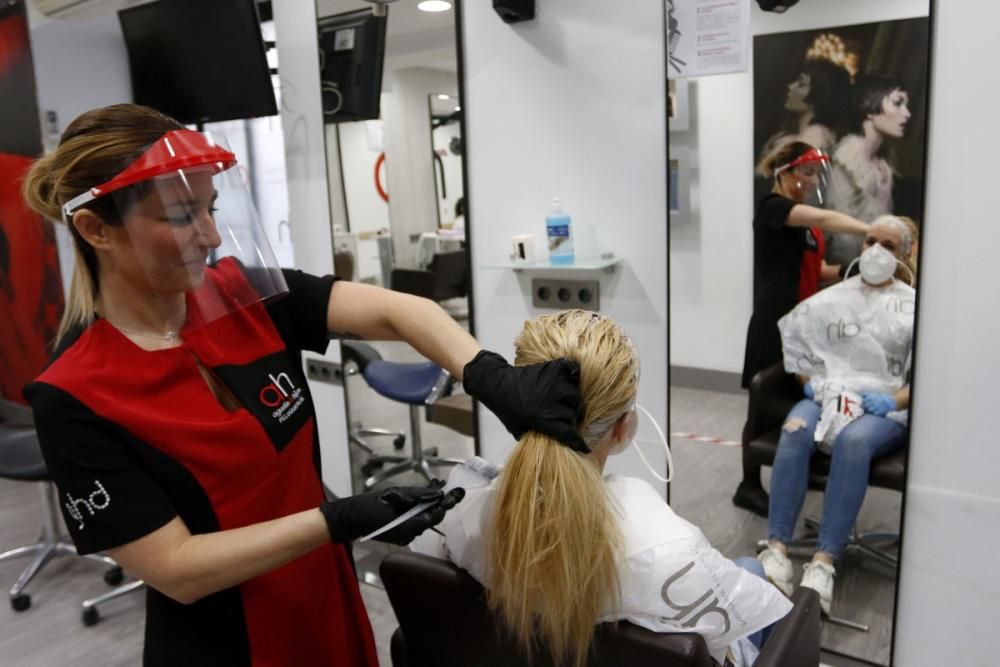 Apertura de las peluquerías con muchas medidas de seguridad en la Fase 0.