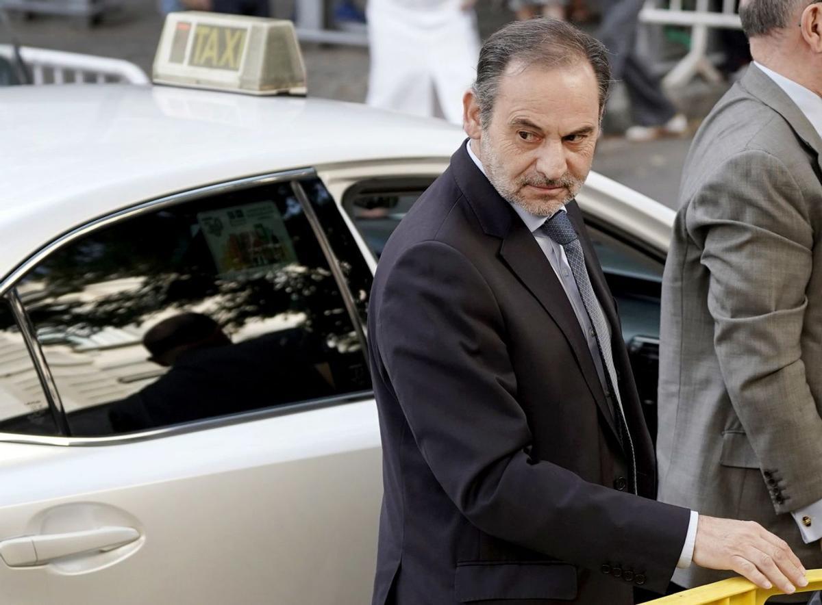 El PSOE detecta despeses "xocants" però descarta el finançament il·legal