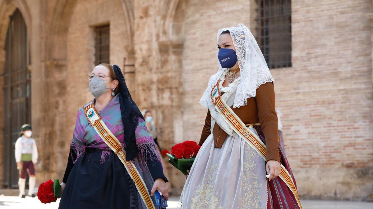 Búscate en el segundo día de Ofrenda por las calles del Mar y Avellanas entre las 9:00 y 10:00 horas