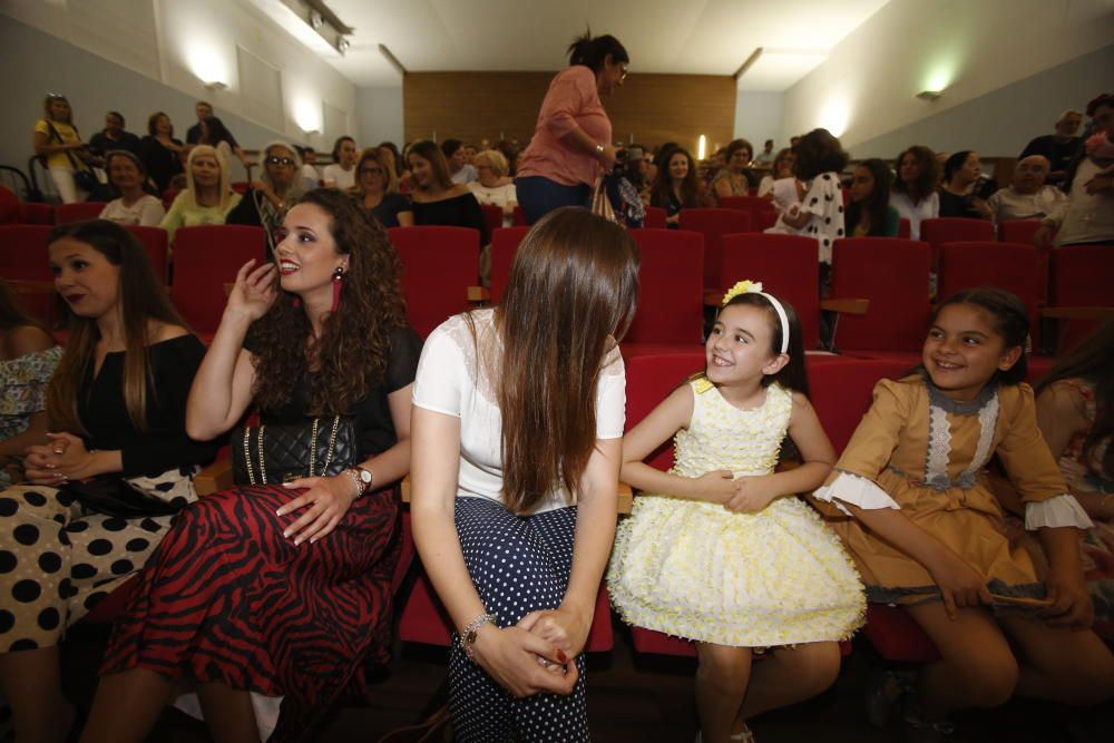 Desfile de trajes festeros