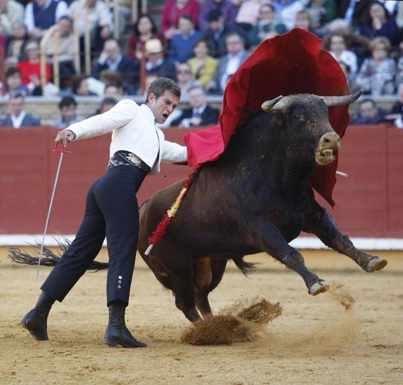 El Cordobés corta dos orejas en su vuelta a los Califas