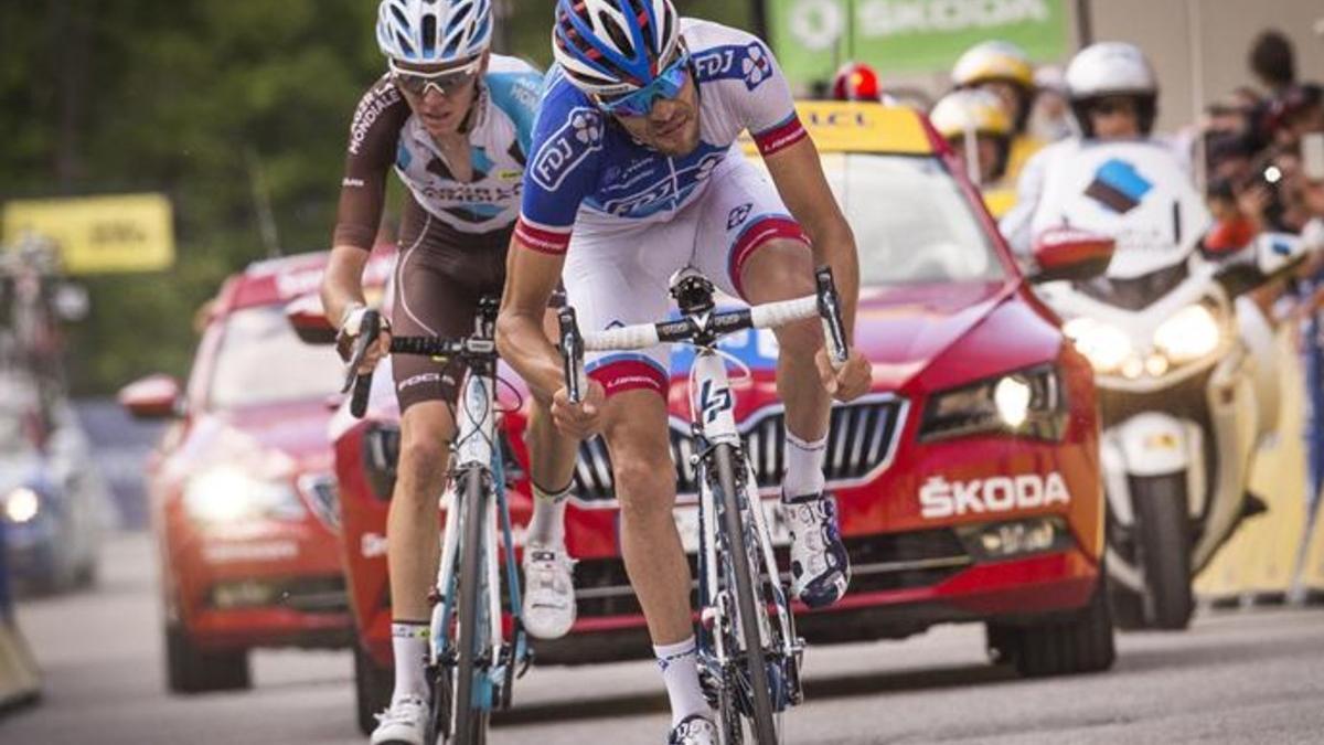 Thibaut Pinot superó a Romain Bardet en la llegada en Méribel