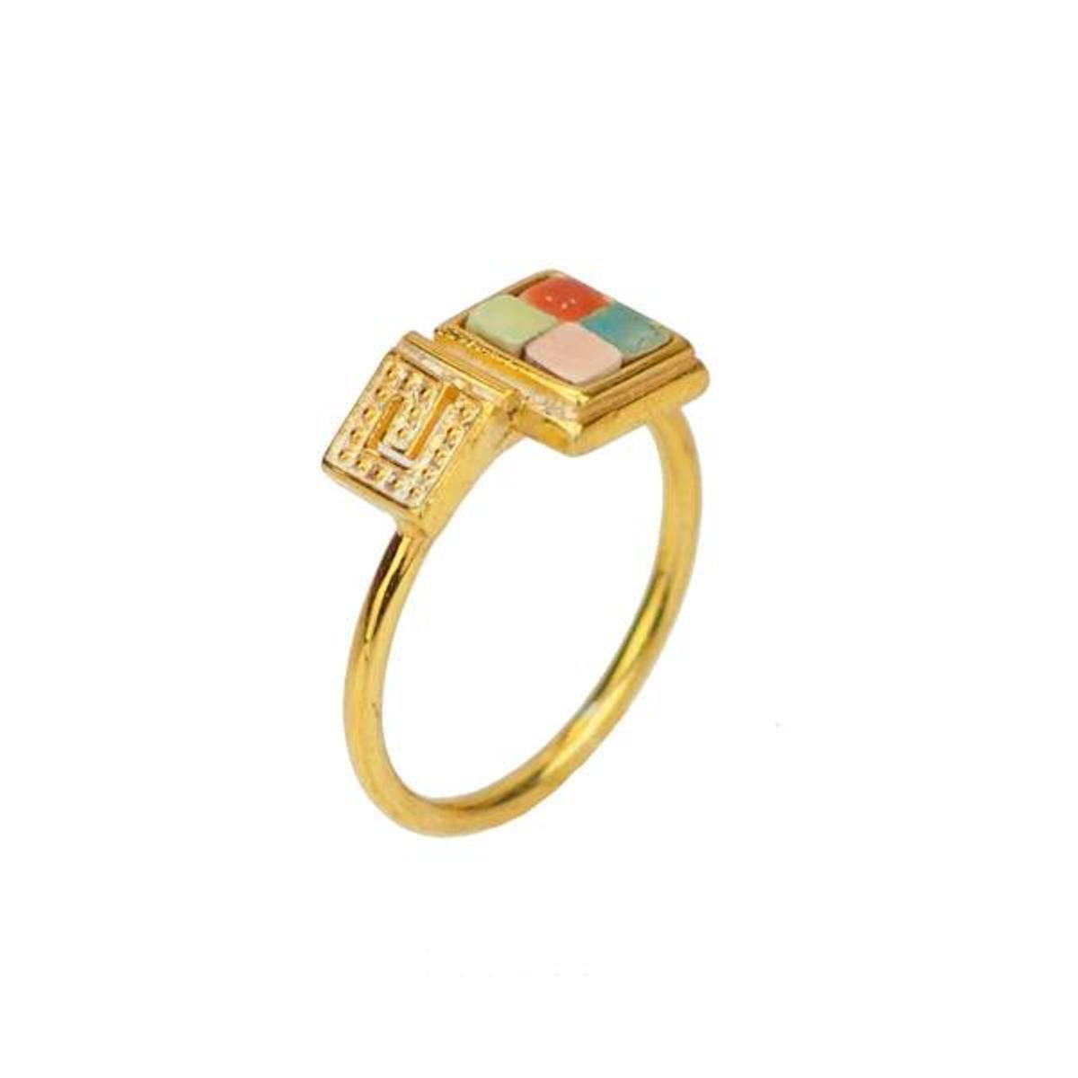 Anillo con teselas cuadradas