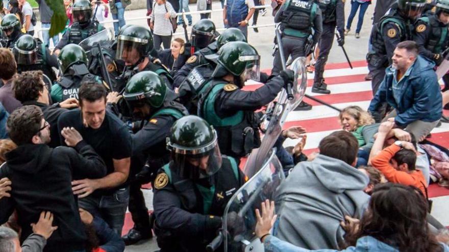 Anul·len l&#039;absolució d&#039;un guàrdia civil per les càrregues de l&#039;1-O a Sant Esteve Sesrovires