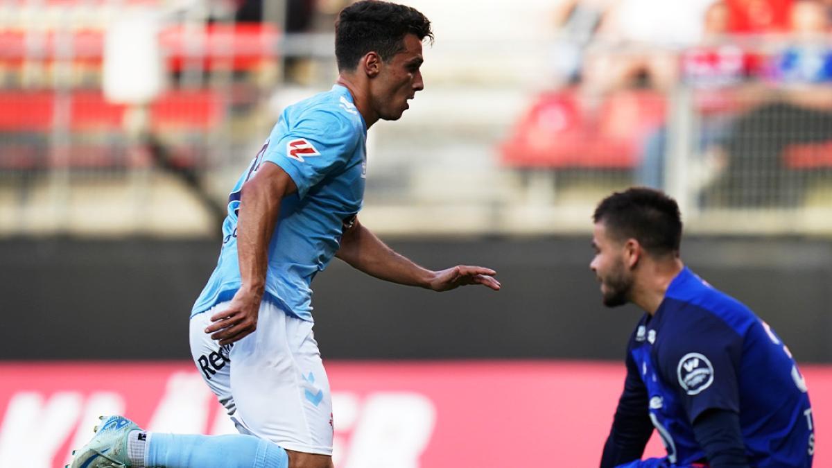 Imagen del choque entre el Celta y el Lille