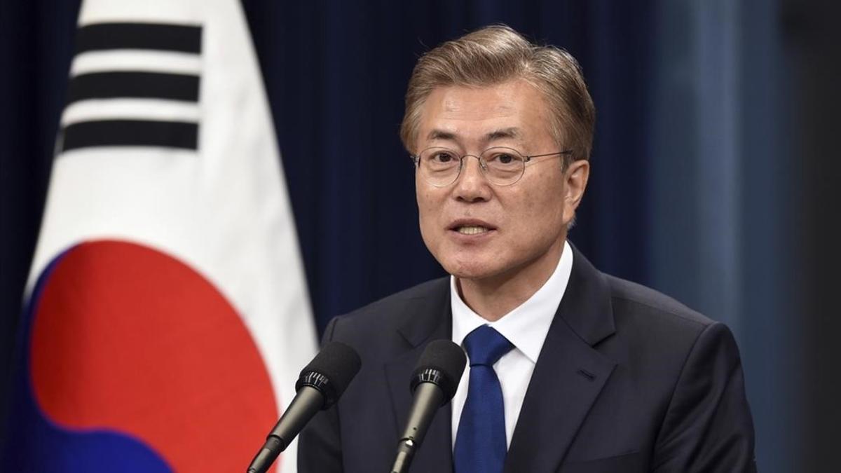 zentauroepp38366144 south korea s new president moon jae in speaks during a pres170510155212