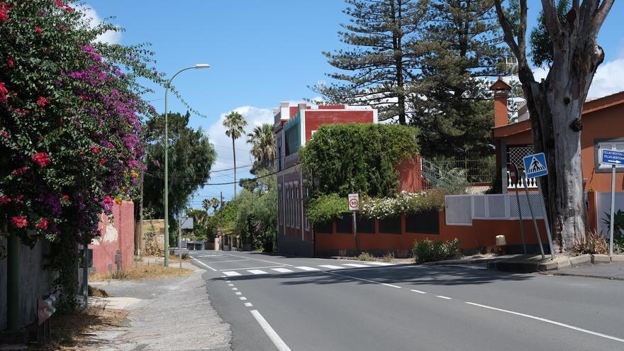 Vecinos de Tafira Alta y de Los Hoyos reclaman aceras para caminar seguros