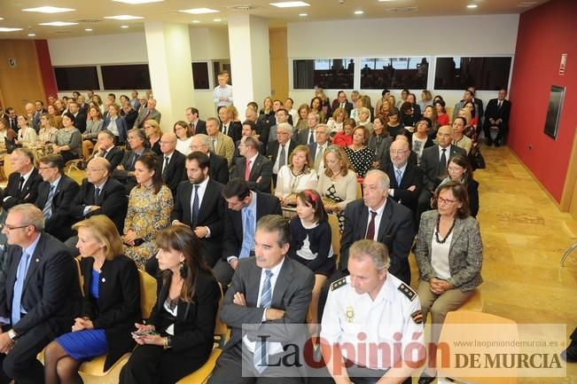 Entrega de condecoraciones de la Orden de San Raim