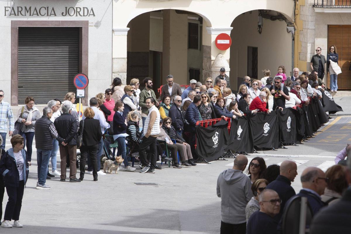 Las procesiones de Semana Santa toman las calles de Ontinyent