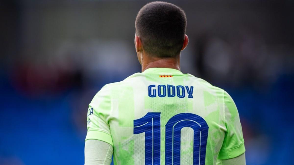 Godoy marcó el gol del triunfo del B