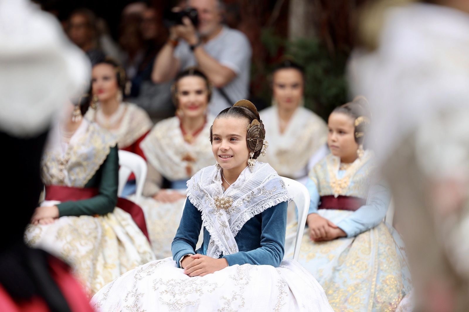 Día grande de Marina, María Estela y las cortes: baño de multitudes en el Marítim
